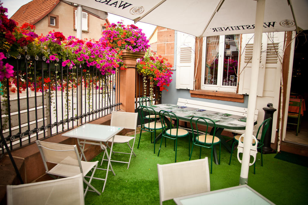 Logis Hotel Aux Comtes De Hanau Ingwiller المظهر الخارجي الصورة